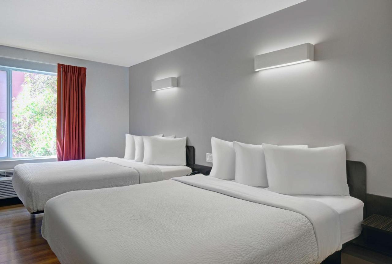 Motel 6 エアドリィ エクステリア 写真