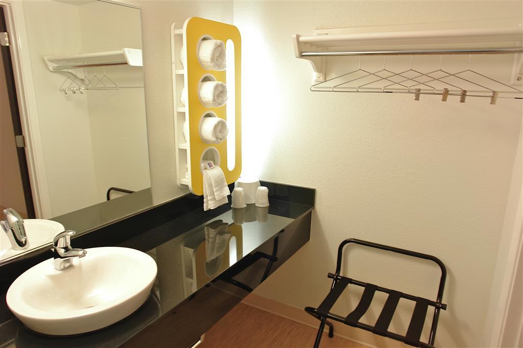 Motel 6 エアドリィ 部屋 写真