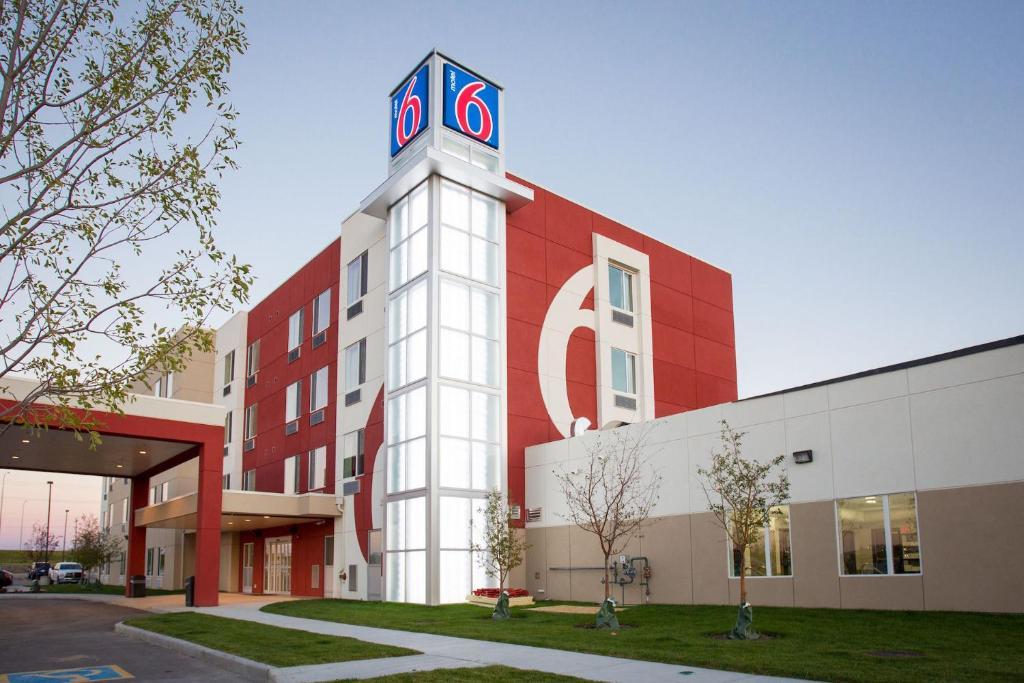 Motel 6 エアドリィ エクステリア 写真